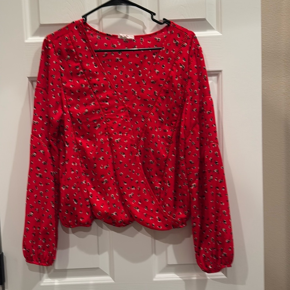 Long sleeve lightweight blouse